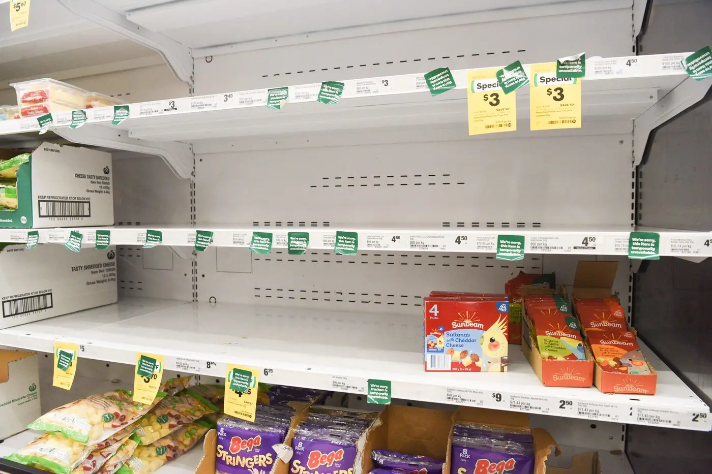 SET FOR RESTOCK: Woolworths warehouse workers are set to return to work after the supermarket and its union workers endorsed a new deal on Saturday afternoon. PHOTO: Kurt Hickling