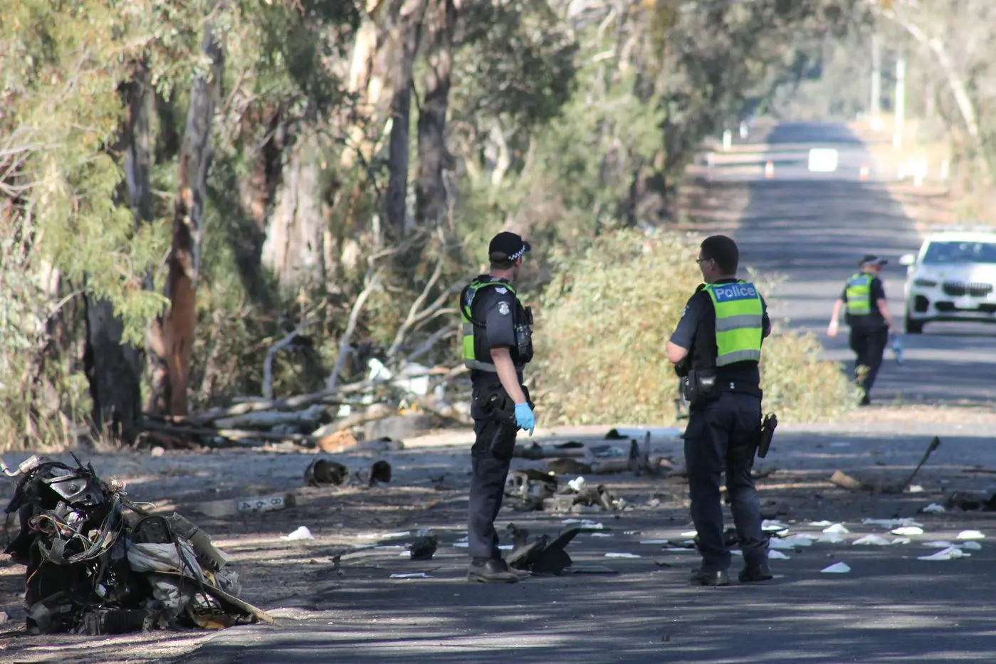 TRAGIC SCENE: Wangaratta police investigated the wreckage site of a fatal Warby Range Road crash which occurred in the early hours of Tuesday morning, killing a 19-year-old Wangaratta man. PHOTOS: Bailey Zimmermann