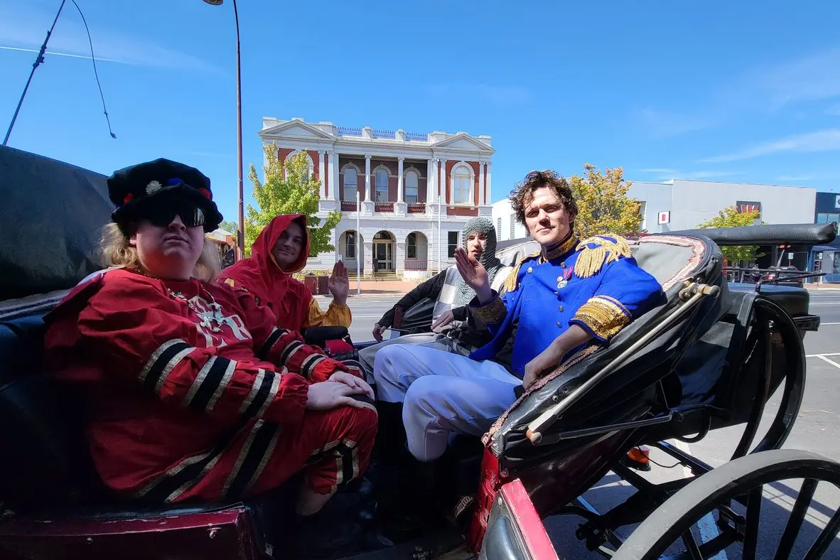 DRESSED FOR ROYALTY: YouTubers \\'Misfit Minds\\', including Choccy Dan (left), Seb Bush, Will \\'Ross Buckley\\' Woods, along with Zac Alsop from the UK, dressed in their royal attire, had onlookers confused as to what was happening in Wangaratta on Sunday. They were in town filming their next YouTube skit in search of Wangaratta resident Earl Simon Abney-Hastings. PHOTO: Steve Kelly