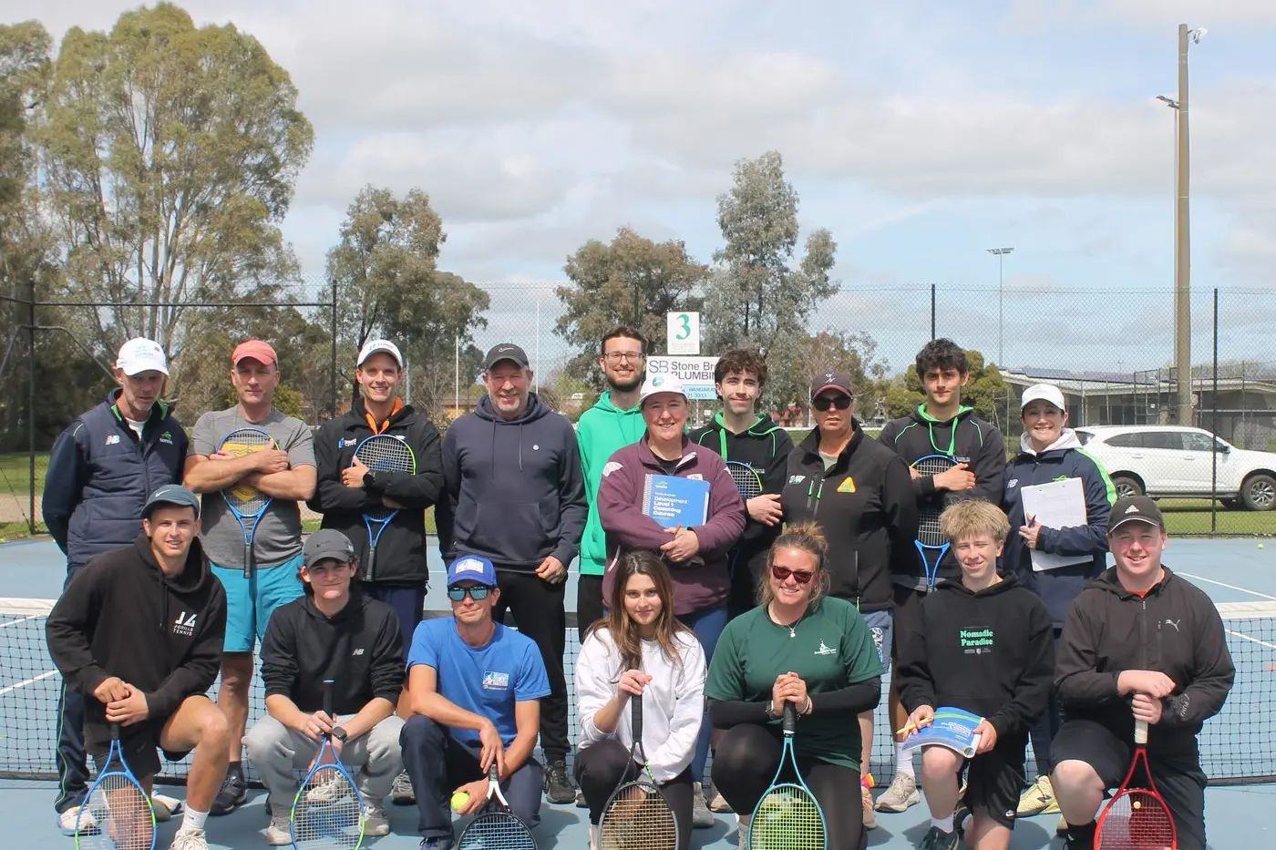 COACHING CLINIC: Tennis clinic participants and Tennis Victoria\\u2019s leaders at the Wangaratta Hardcourt on Tuesday, 23 September. PHOTOS: Sophie Newnham