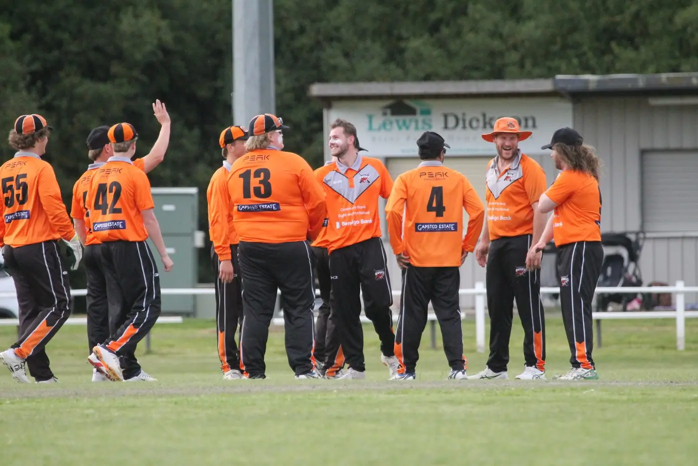 CLOSE-KNIT: Ovens Valley A grade will be after back-to-back wins to start their season when they face City Colts in Wangaratta on Saturday. PHOTO: Nathan De Vries