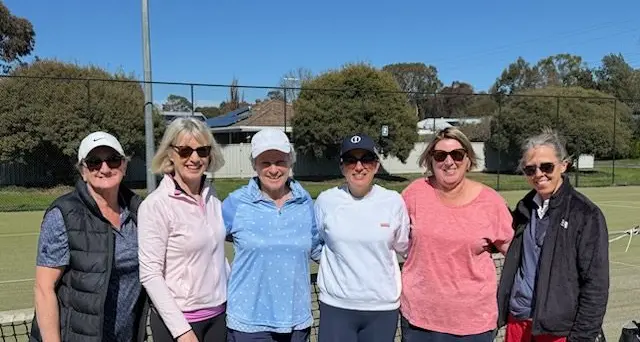 Tennis finals warming up