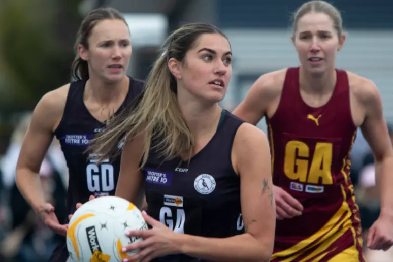 SURGE FORWARD: The Magpies\\' play maker for the season Mia Sudomirski drives the team into action. PHOTOS: Dale Mann