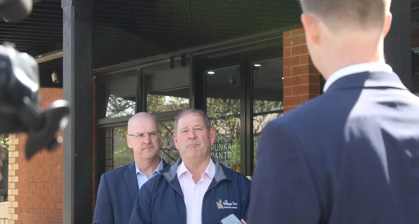 McCurdy and O’Brien visit Bright and Porepunkah businesses