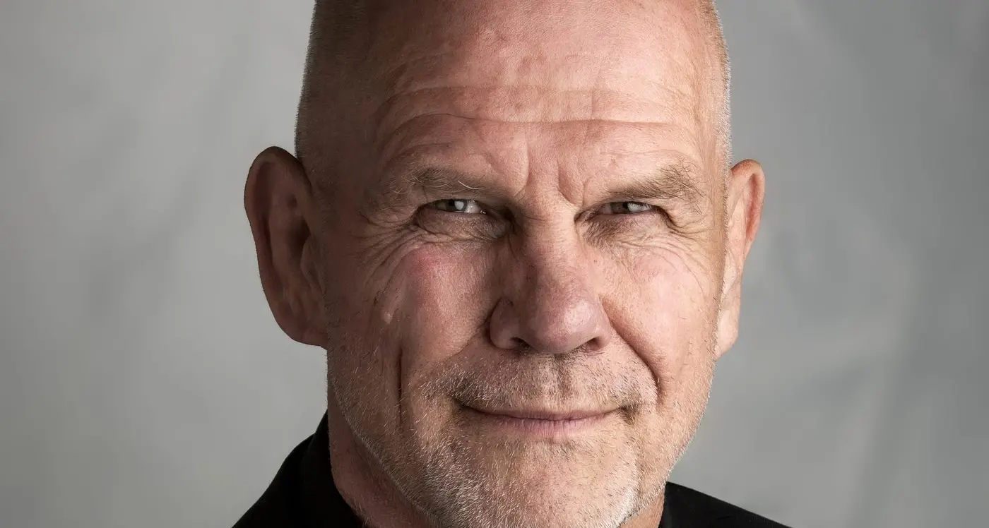 Peter FitzSimons to launch new book locally