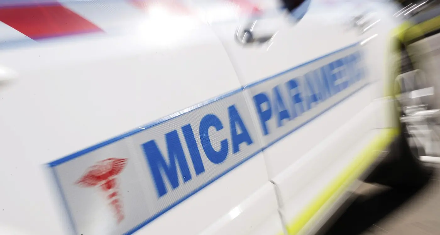 Man suffers serious injuries after crash into tree