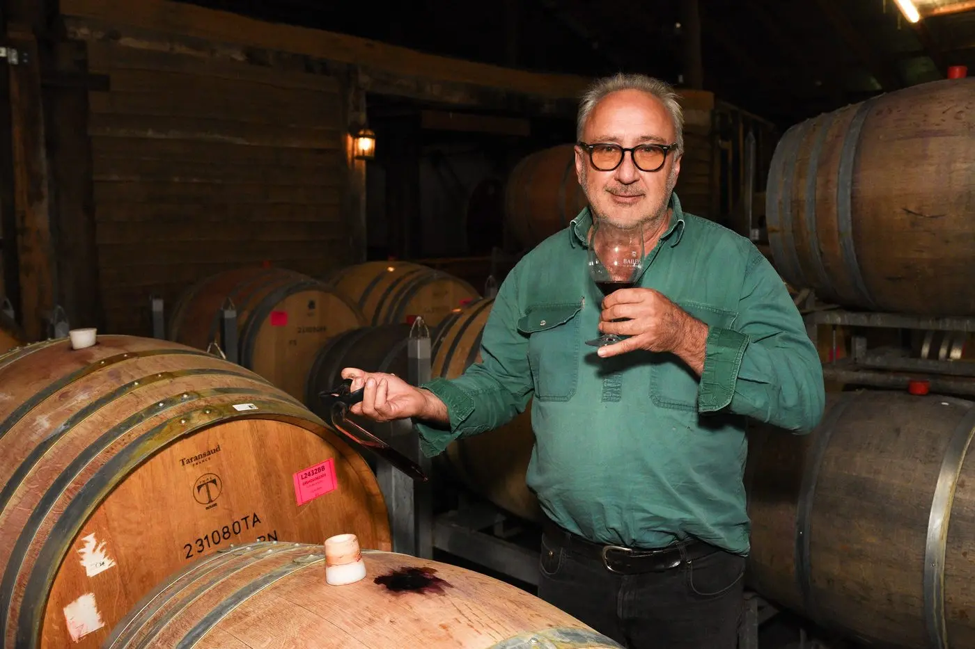 QUALITY HIGH: Baileys of Glenrowan chief winemaker Paul Dahlenburg was happy with this year\\'s vintage, saying yields were about average and quality was very good. PHOTO: Kurt Hickling
