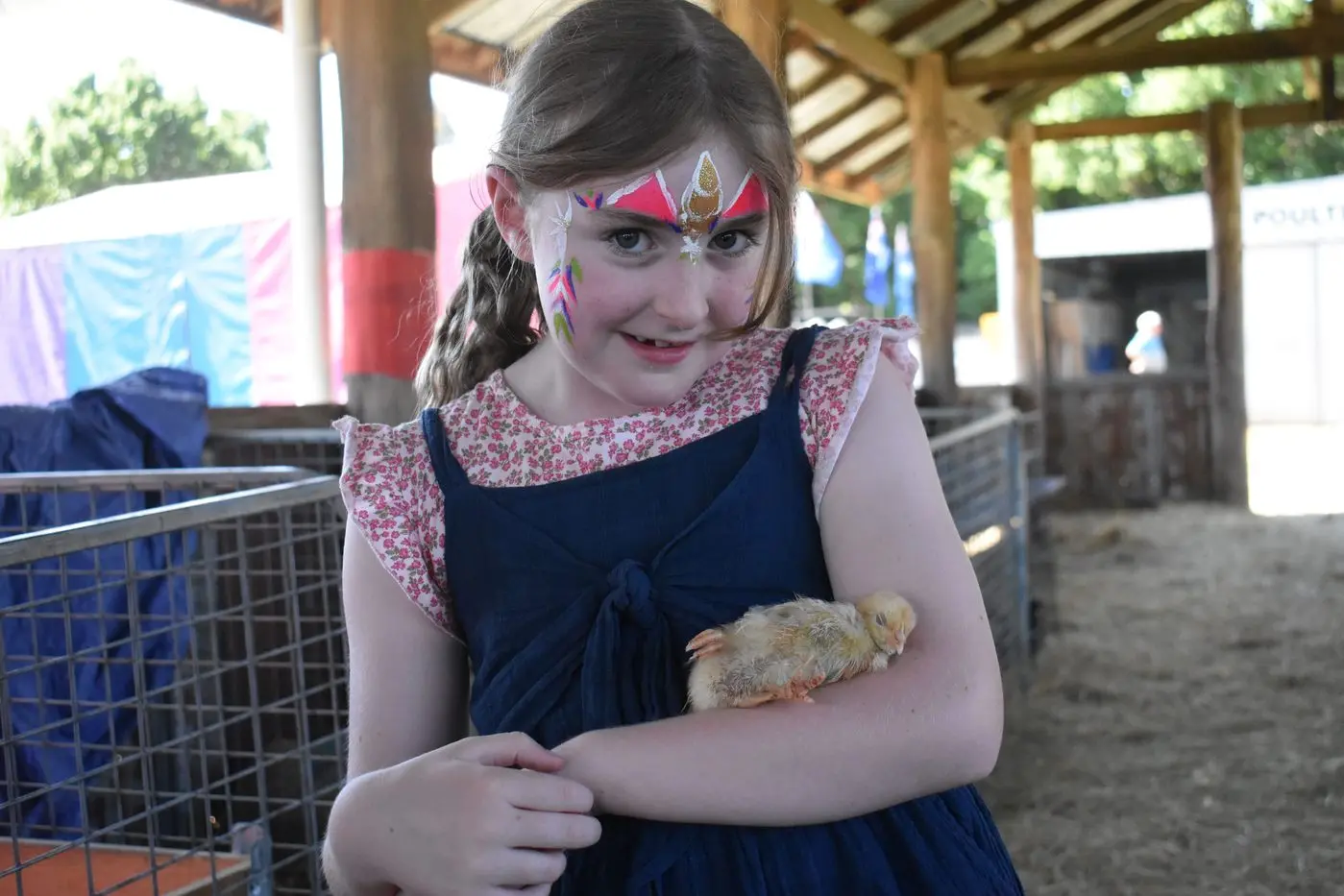CELEBRATING AG: It\\'s been a bumper season of shows after the challenges of recent years, with COVID restrictions and weather events throwing the Victorian Agricultural Show calendar into disarray. \\nAnd with the sun shining and shows and festivals back on the agenda, crowds have been out in force supporting their local Ag Societies and celebrating everything country. \\nTahlia Lipman was one of thousands who attended the Mansfield Show on Saturday November 18, with the petting zoo proving to be one of numerous popular attractions. \\nTurn to page 4 and 5 for show updates. PHOTO: Pam Zierk-Mahoney\\n 