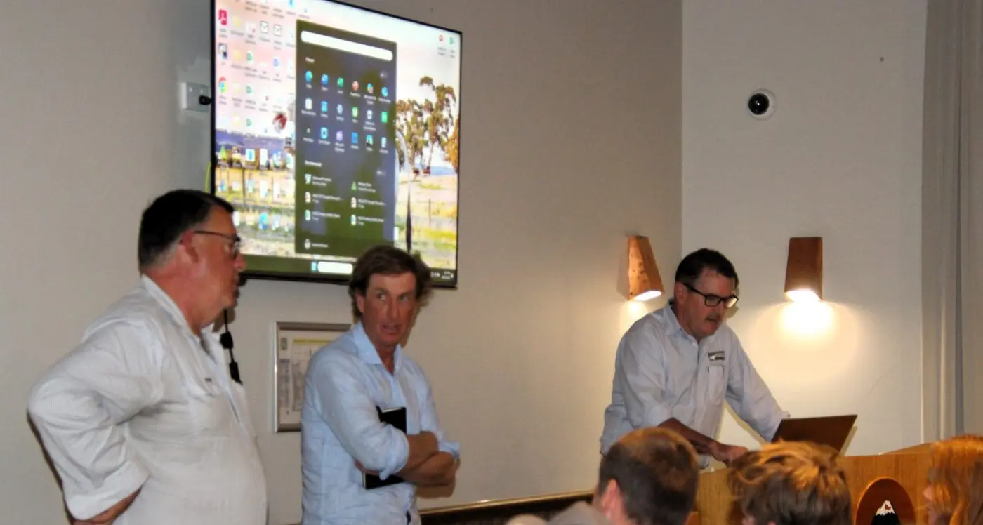 VFF drought talk draws farmers out in force