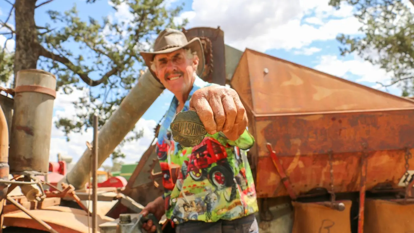 Vintage machinery enthusiasts marvel at rare sight of old headers